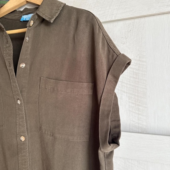 Show Me Your Mumu Olive Green Collared Shirt - Picture 2 of 6